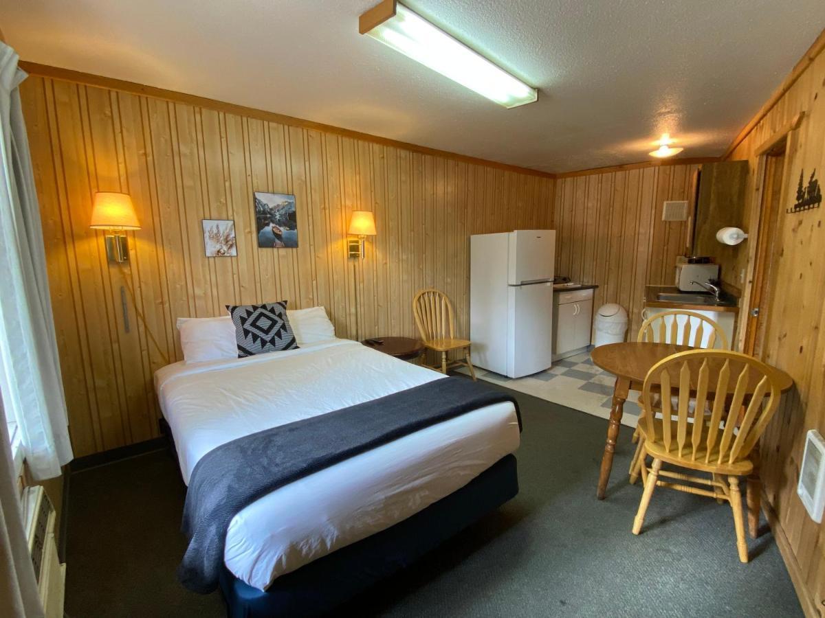 Columbia Point Resort Kettle Falls Екстериор снимка