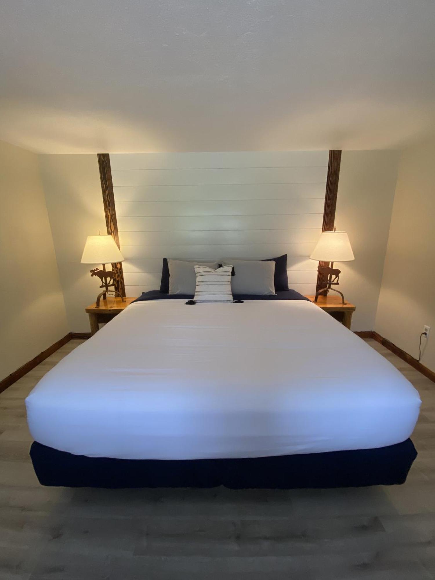 Columbia Point Resort Kettle Falls Екстериор снимка